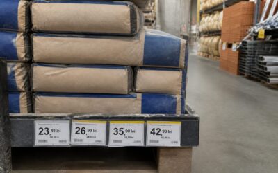 Managerii anticipează scumpiri de peste 40% în construcții și comerț până în octombrie