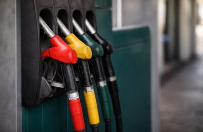 Motorina a depășit 10 lei pe litru, fostul ministru al Energiei cere controale la benzinării