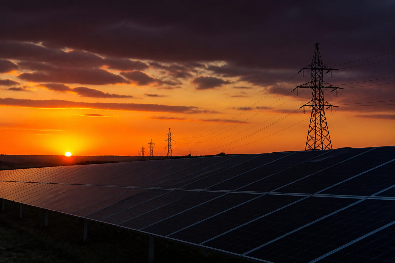 Strategia energetică a Bulgariei triplează prețul electricității pentru consumatorii din România la orele de vârf
